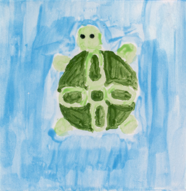 Painting of a dark green turtle with a light green pattern in front of a blue background.